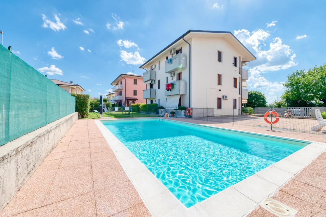 Wolf House - Sirmione Holiday Zewnętrze zdjęcie